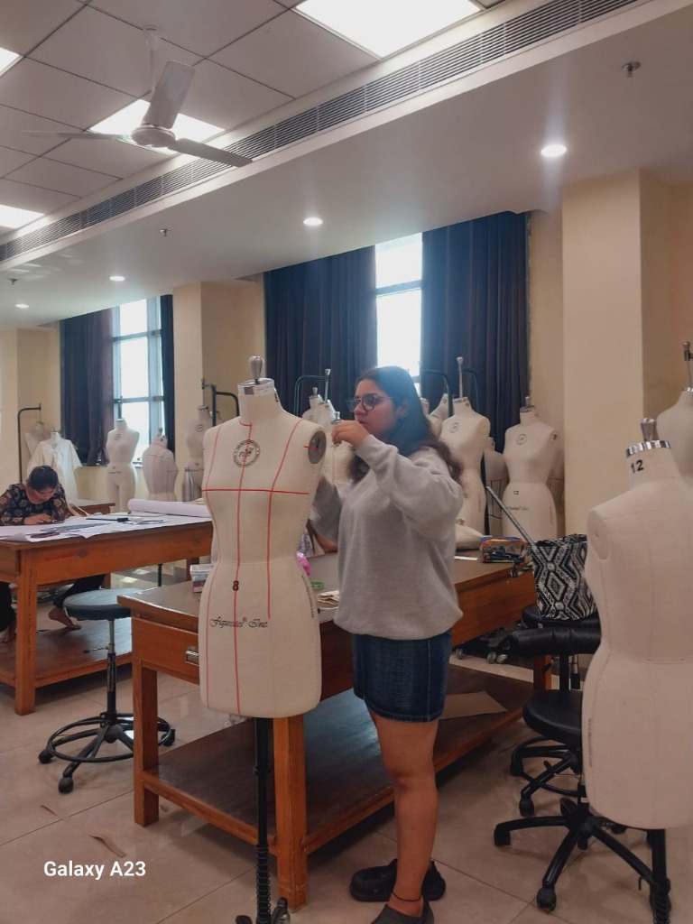 Textiles & Techniques